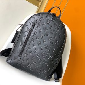 p750Armand Backpack crafted from Monogram Seal calf leather Its refined texture accentuates Louis Vuitton's iconic embossed pattern Recreating the distinctive charm of vintage letter seals Spacious interior with compartments and tablet sleeve Organizes belongings with precision Size: 31x42x15cm
